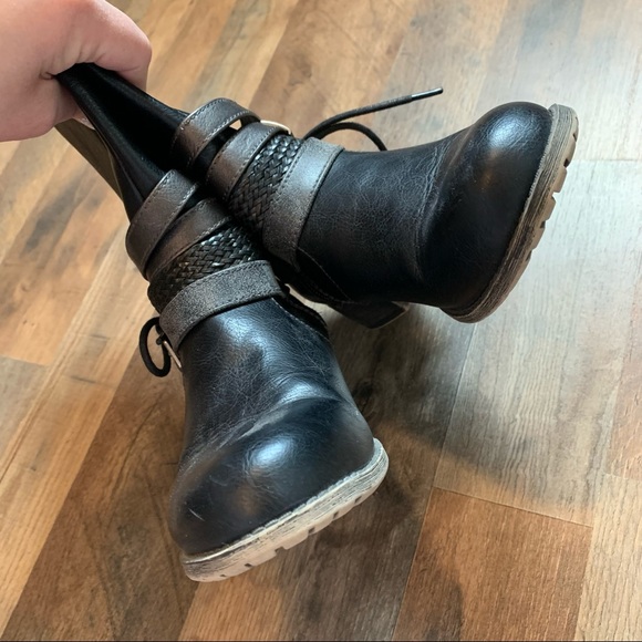 Maurices strappy black tall boots - Picture 10 of 11